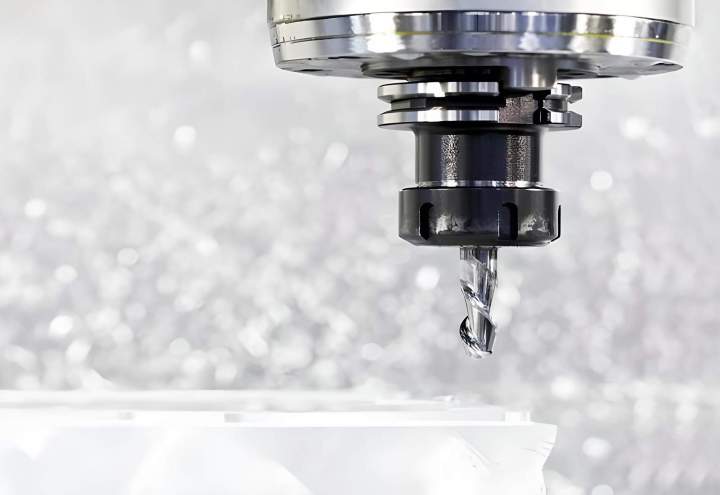 Nous utilisons différentes techniques d’usinage pour produire des pièces en plastique sur mesure.